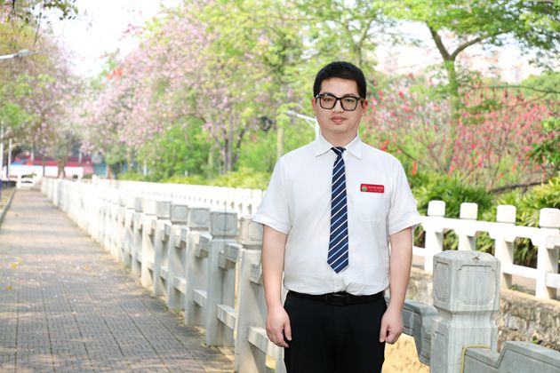 班兆宇.jpg