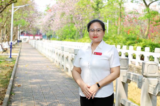 黄维.jpg