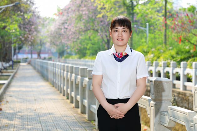秦国荣.jpg