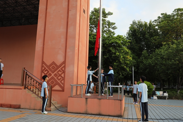103.jpg