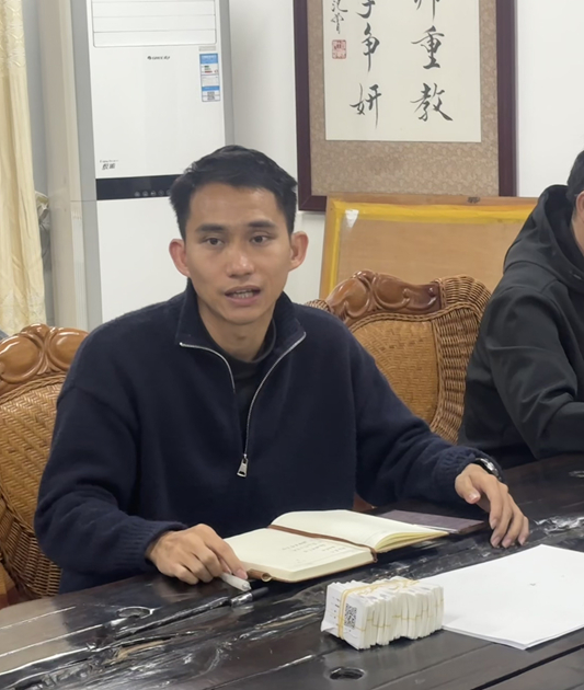 1764314074130649.jpg 莫培杨组长.jpg