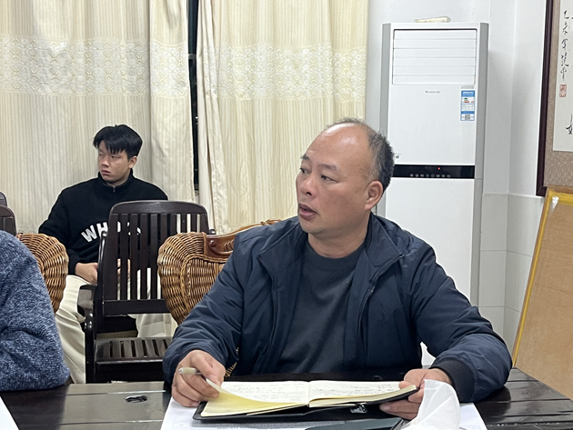 1764318153184163.jpg 宿管办主任李华强老师_副本.jpg